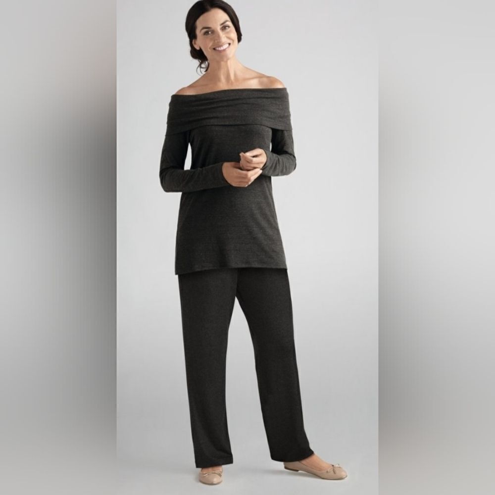 NWT Amoena Long Sleeve Shirt